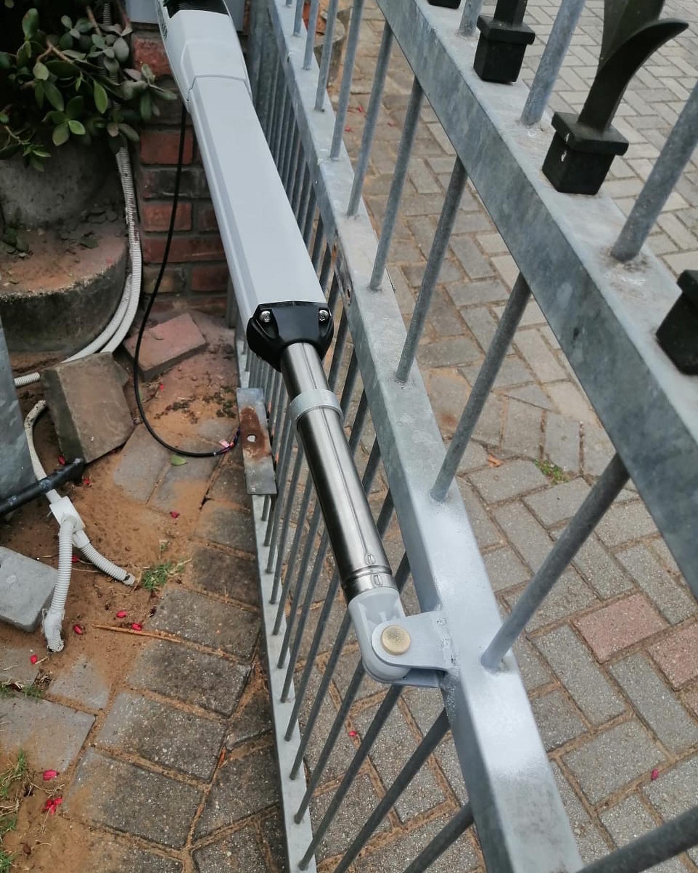 Ryantech Electrons Tradings (PTY) LTD | Gate Motors, Intercoms & Access Control D8D5E924-DC7A-49FF-8B3D-FC719F363BC2